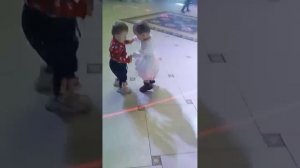 Бйғам балалық ойыны Детский танец на свадьбе супер Арам зам зам свадьбе дети танце