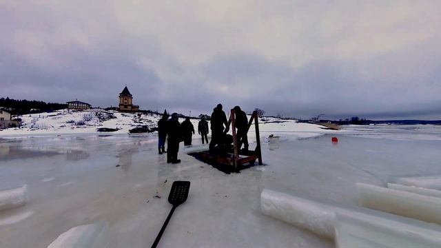 Добро пожаловать 19 января на праздник Крещения Господне. Остров Риеккалансаари. Купель на Ладоге. смотреть онлайн