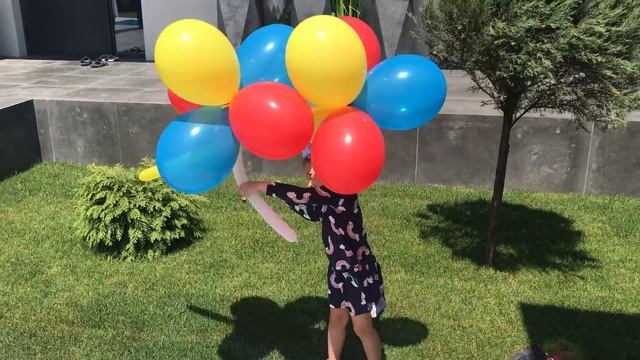 Это домашняя МАГИЯ! ВОЛШЕБНОЕ ЗЕЛЬЕ которое УВЕЛИЧИВАЕТ предметы! | Видео для детей | Lera Vlog