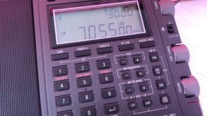 Радиолюбительский диапазон 40 метров, частота 7055 кГц - дружеская беседа старейших радиолюбителей.
