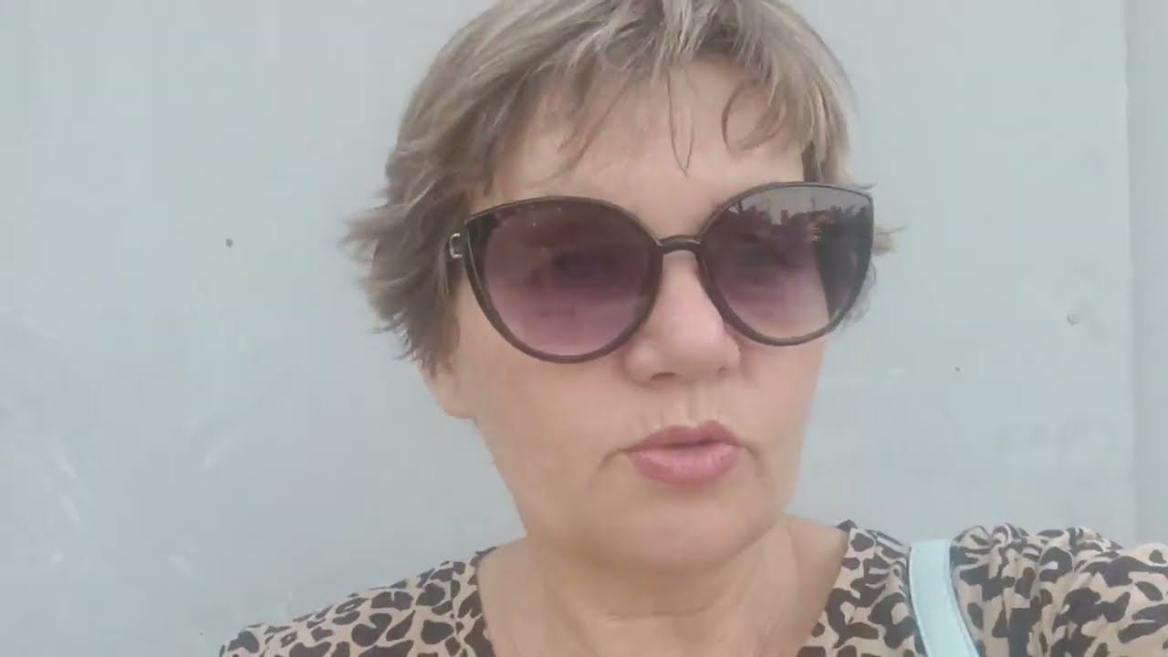 Наших два выходных.  Они меня уже не боятся. Эксплуатирую электромясорубку  "Wollmer M905 X-POWER" .