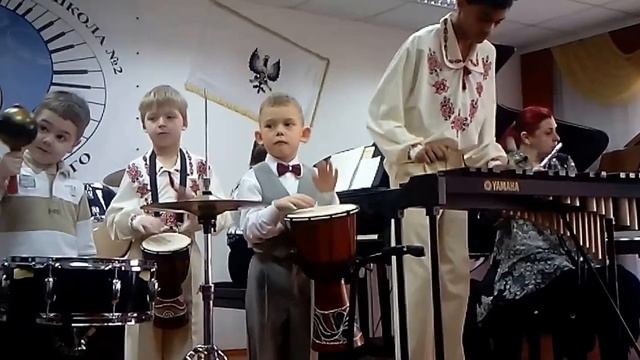 "Поліські дзвіночки", детский ансамбль, Замбези, полька Трик-Трак (быстро), Чернигов, Радовит смотреть онлайн