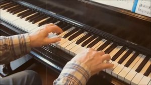 Let's twist again.   Piano: André Caron