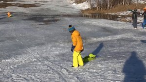 Горы Лыжи и Мы на санках Катя в ЛУЖЕ Собачки Сенбернары на ферме в Альпах Жарим