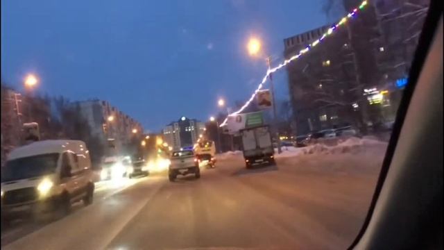 #СУРГУТ/ ПРОКАТИМСЯ ПО ЦЕНТРУ/МОЙ ФИРМЕННЫЙ ПИРОГ #север #хмао #центргорода
