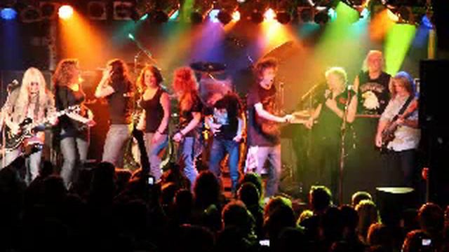 "Nail on the head" & "T-bird angel" URIAH HEEP смотреть онлайн