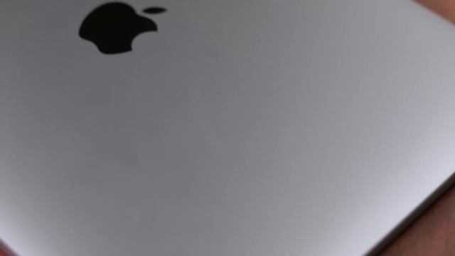 2016 Macbook Pro With Touchbar - Hands On Review