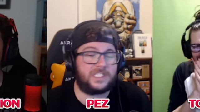 seeing everyone's facecams during among us... смотреть онлайн