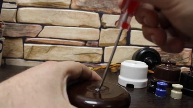 Распределительные коробки в Ретро стиле