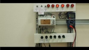 Контроллер системы вентиляции Siemens RLU 222. Работа стандартного приложения.