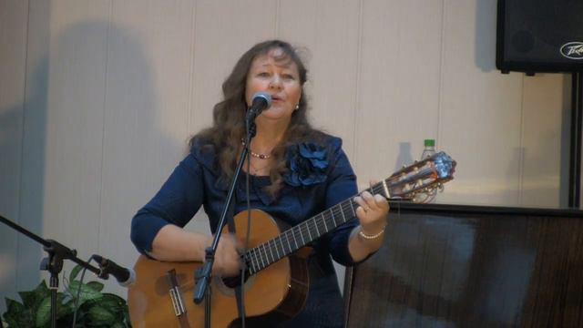 Галина Кузнецова_Женщина-цветок