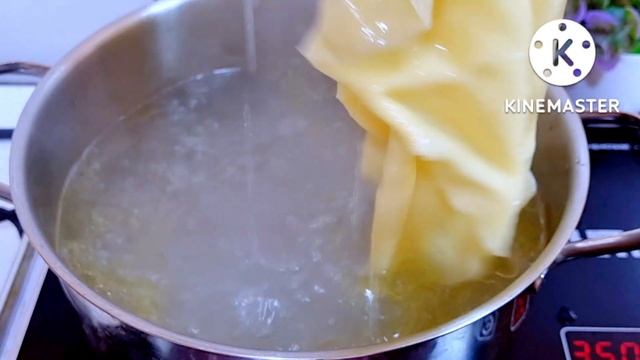 Поможете?!как правильно назвать это блюдо?Кидаю тесто в кипящую воду перед выпечкой.Это невероятно.