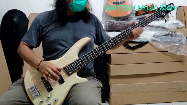 BASS IBANEZ SDGR CUSTOM NATURAL CREAM смотреть онлайн