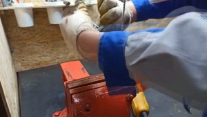 Самоделка мини пила DIY Держатель для пилок от лобзика своими руками