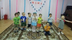 Видеоролик «Все она родная, мама дорогая"