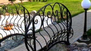 Кованый мостик для сада