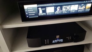 Simaudio Moon 390 Preamp vs HifiRose RS150B