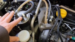 Двухмикронный топливный фильтр на Renault Kangoo II 1.5D, engine K9K646