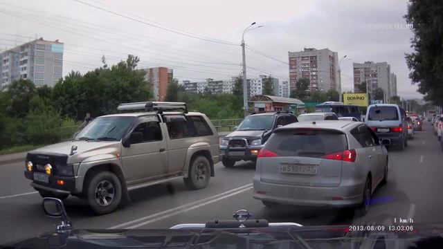 Лёгкое ДТП на ул. Суворова г. Хабаровск смотреть онлайн