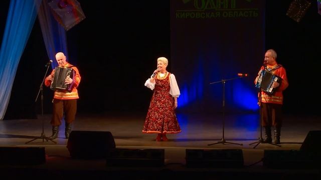 Частушки "МАТАНЯ" под гармонь и баян. Ансамбль "Завалинка". Русские народные песни.
