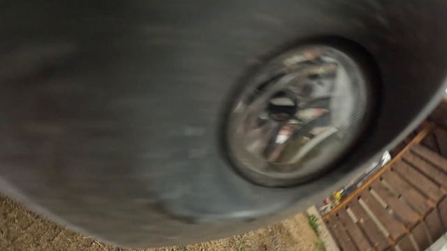 Замена левой (сторона водителя) противотуманной лампочки на Honda CR-V III смотреть онлайн