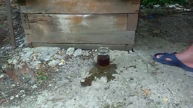 Жесть, бензин в колодцах!!! Смотреть всем!!!!! смотреть онлайн