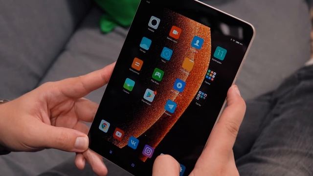 Обзор Xiaomi Mi Pad 3: планшеты не нужны? (review with MIUI 9) смотреть онлайн