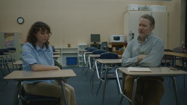 Splinters Trailer смотреть онлайн