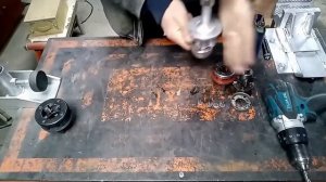 Как нарезать трубную резьбу в труднодоступном месте. Приблуда.