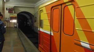 Синергия-2 на станции Арбатская филевской линии.
