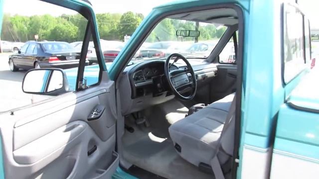 1994 Ford F 150 XLT 5 0 v s 7 3 Start up, Exhaust, and In Depth Review смотреть онлайн