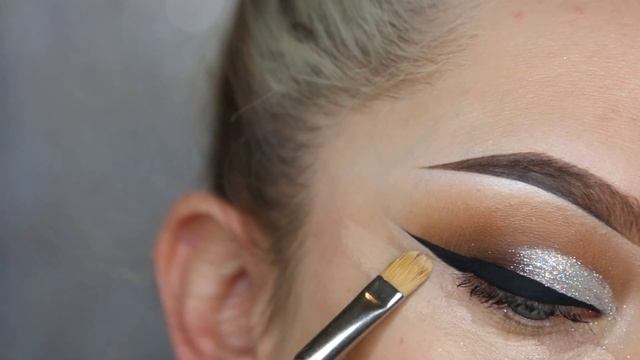 [glitter] CUT CREASE | timaree смотреть онлайн