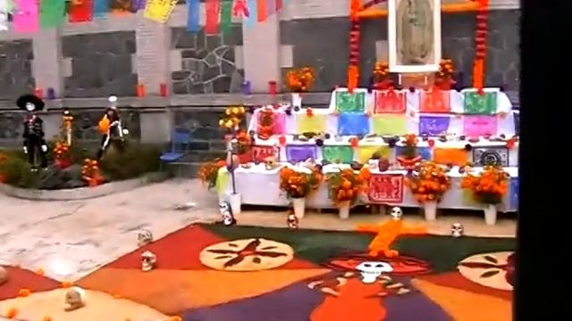 MEXICO усопший в ресторане смотреть онлайн