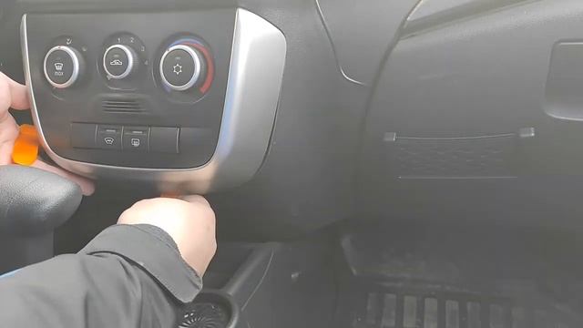 Как снять блок управления климатом/ печки Лада Гранта FL смотреть онлайн