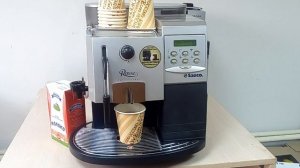 Приготовление капучино в автоматическом режиме на  Saeco Royal Professional