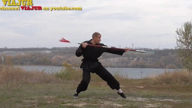 УШУ. Алебарда. Таолу: "Тысяча вращений Guan Dao".