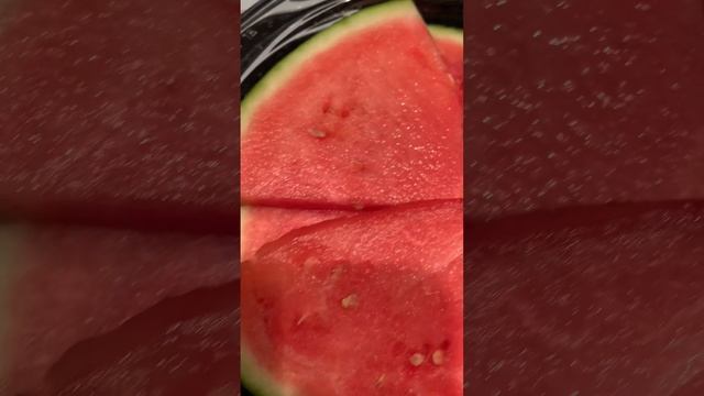 Вкуснейший арбуз??#рекомендации #блоггер #лайфстайлблог #едимвкусно #лайф #едимдома #едаирецепты
