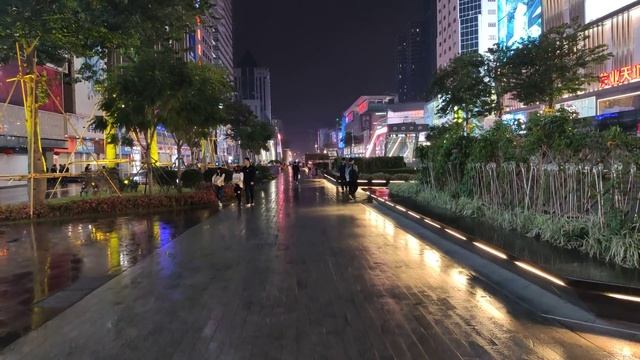Тест камеры Xiaomi Mi9 вечером. Плюс небольшая экскурсия по главному рынку электроники Китая ??