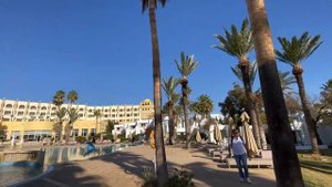 Обзор отеля :«Steigenberger Marhaba Thalasso» г. Хаммамет 🔴Территория отеля и пляжный верблюд🟢
