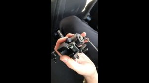Opel Astra g заклинил замок багажника . Как отремонтировать замок багажника