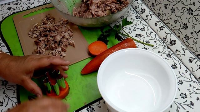 КАК   Я  ГОТОВЛЮ  ХОЛОДЕЦ .Красивый и вкусный .
