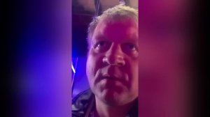 ПЬЯНЫЙ ЕМЕЛЬЯНЕНКО ОБОСЦ@ЛСЯ В АЭРОПОРТУ БОЙ С МУРАДОМ И КОКЛЯЕВЫМ