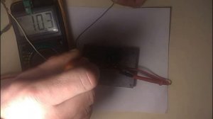 Регулятор напряжения на стабилизаторе L7805 для зарядного