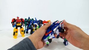 DinoSter RaptorTron StegoBulls Vrangers Trino LeoBulls Sharkross TobotV MasterV Mini TransFormation