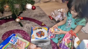 ПОДАРКИ / НОВЫЙ ГОД  /Что нам подарили?