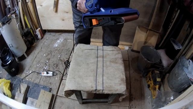 Ленточная шлифовальная машинка DEXTER 900 Вт смотреть онлайн