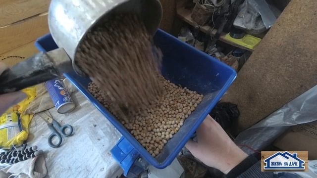 Зернодробилка ЗУБР -1. Полный обзор смотреть онлайн