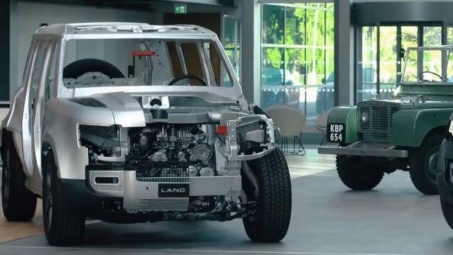 New Land Rover DEFENDER – Virtual Launch смотреть онлайн