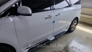 KIA Carnival 3 дооснащение в Корее багажником и порогами - подготовка авто к отправке в Москву