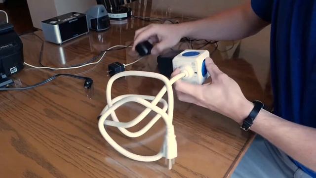 Power Cube Outlet Multiplier смотреть онлайн